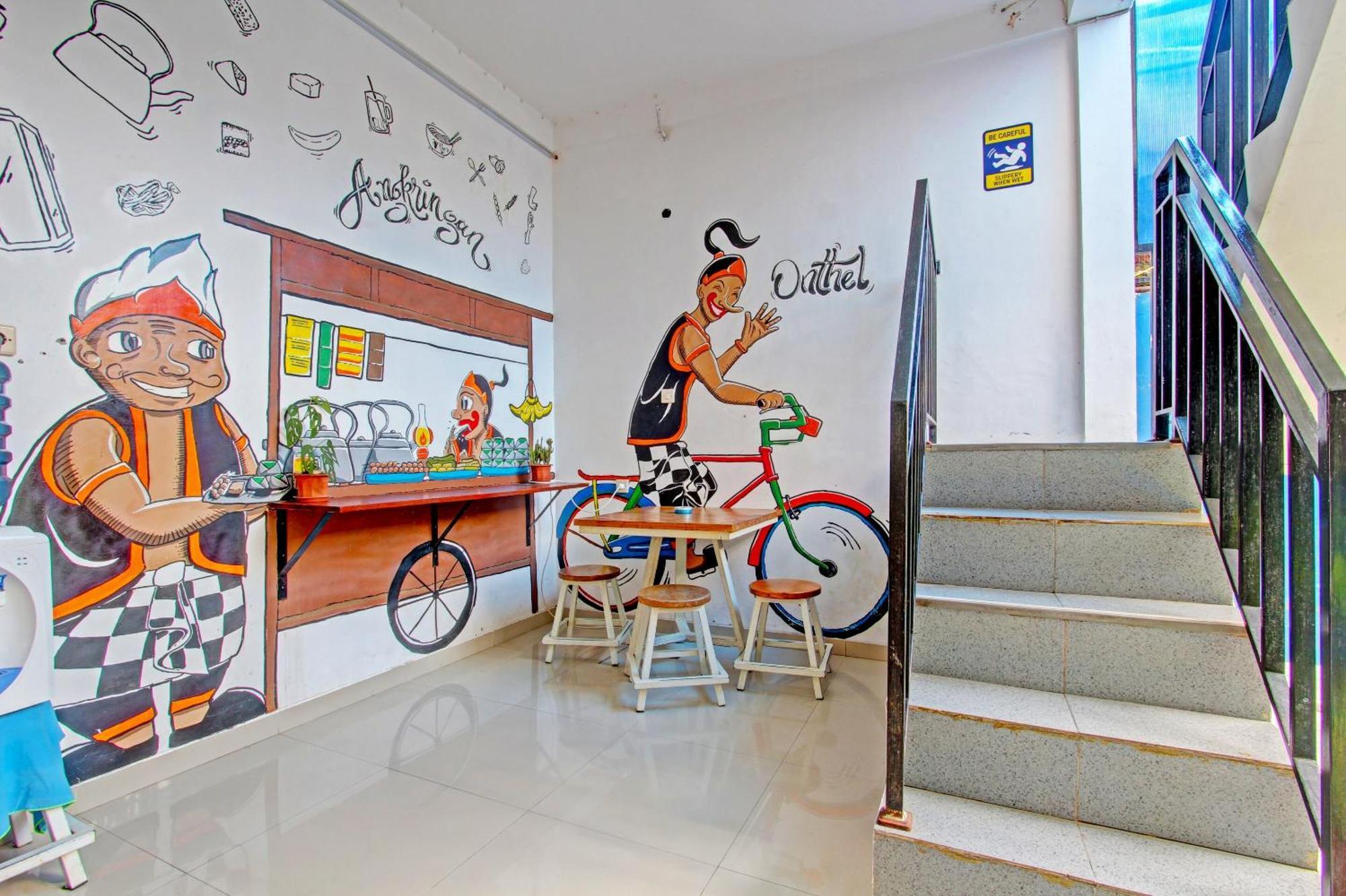 Oyo 91952 Oase Hostel Yogyakarta Exterior photo